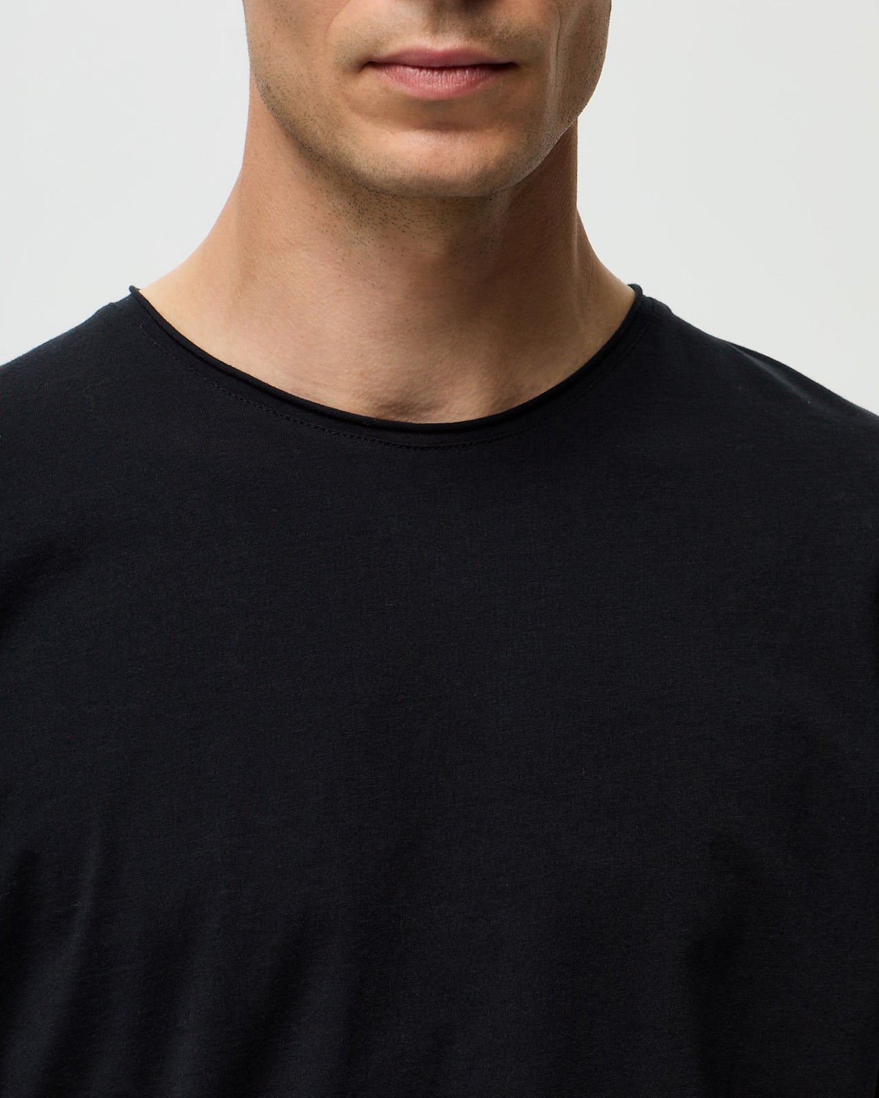 BASILE T-shirt - Black