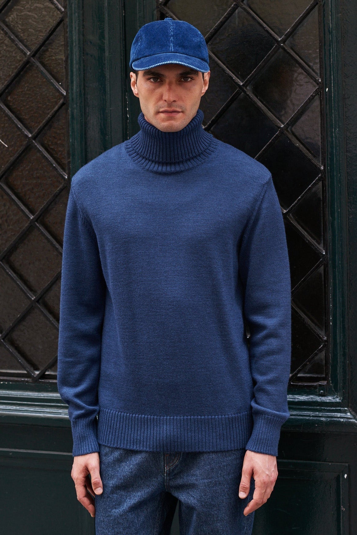 CAPRI Knitwear - Blue Klein