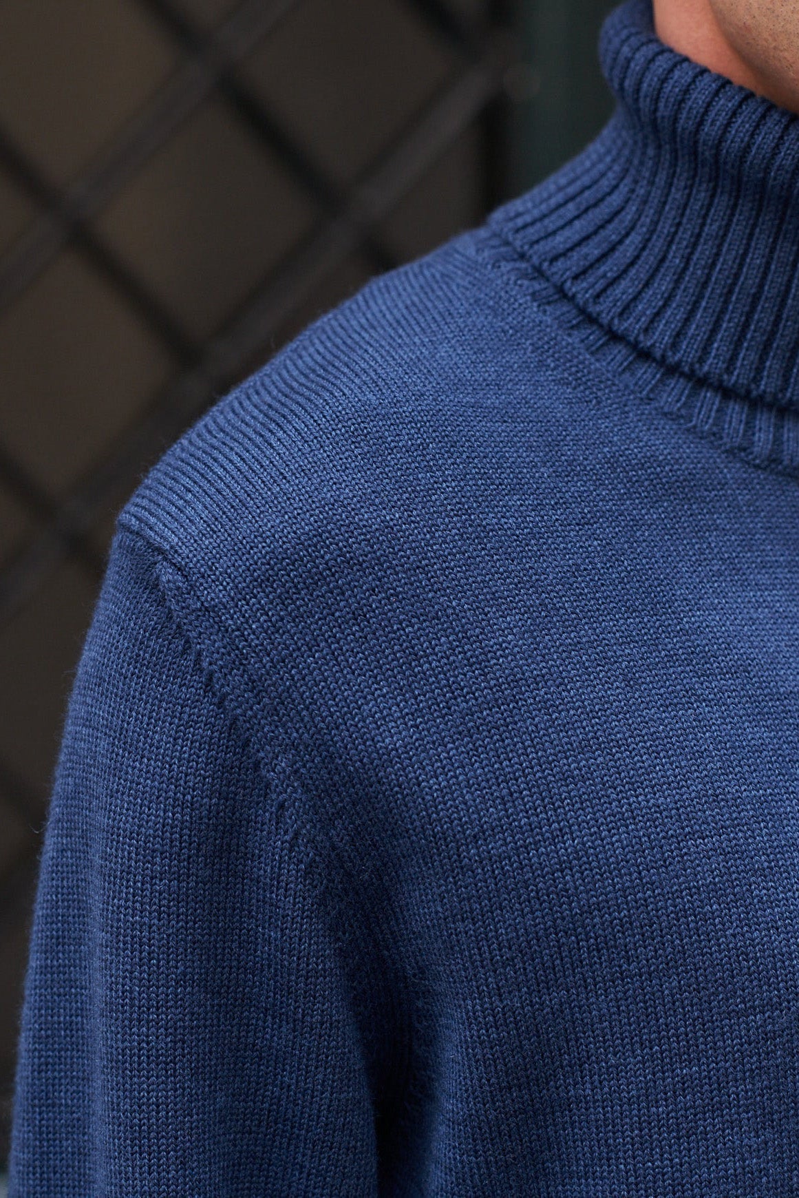 CAPRI Knitwear - Blue Klein